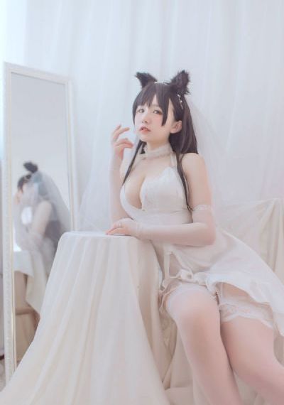 被门卫大爷揉的校花_蓝光高清在线