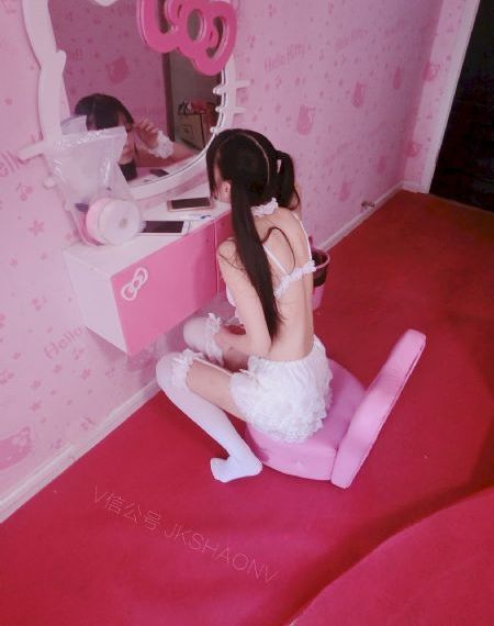 日本裸体美术全集_720在线视频播放
